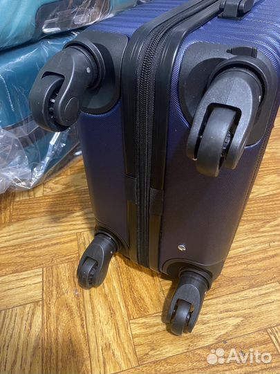 Чемодан ручная кладь s