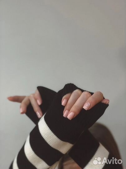 Маникюр+ покрытие,педикюр