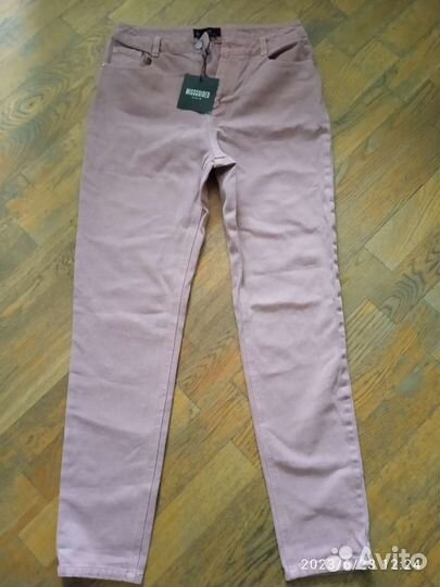 Джинсы женские розовые