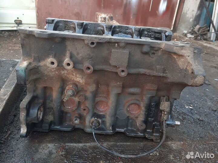 Блок цилиндров Mitsubishi lancer 9 1.6 4g18