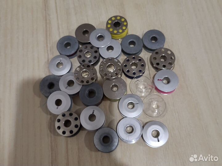 Шпулька для швейной машинки