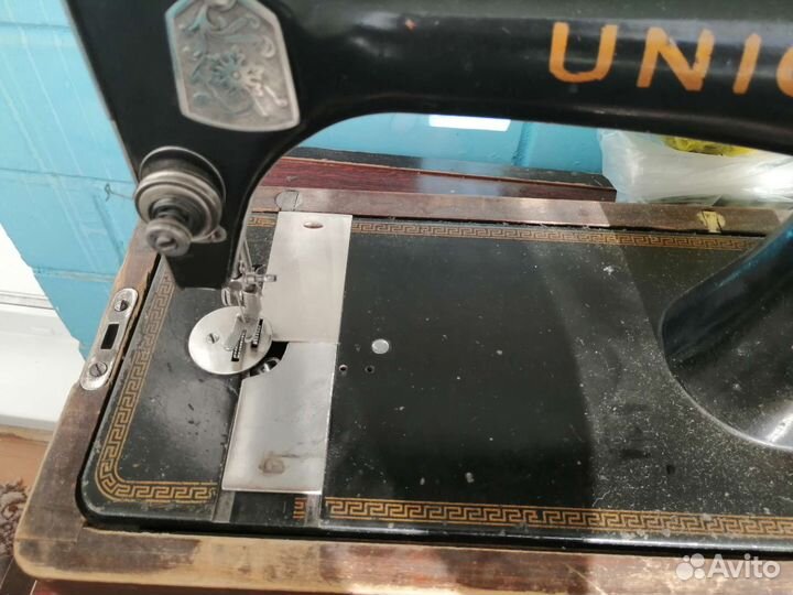 Швейная машина