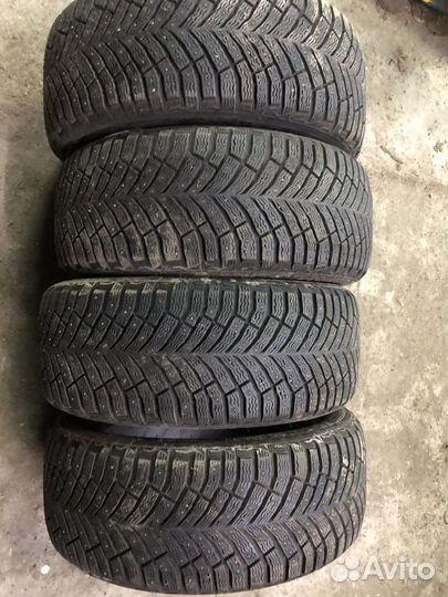 Michelin X-Ice North 4 245/50 R18 104T