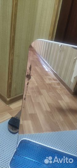 Зеркало с полкой для ванной