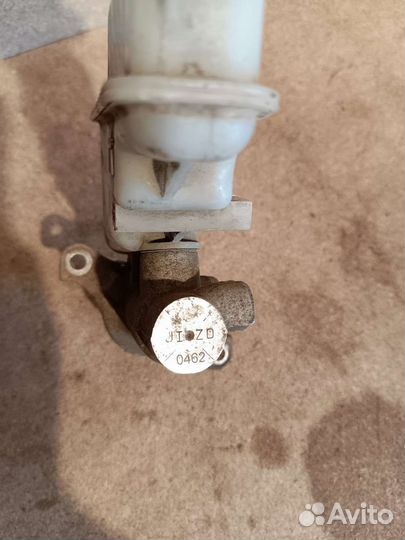 Главный тормозной цилиндр Kia Rio 3 Solaris 1