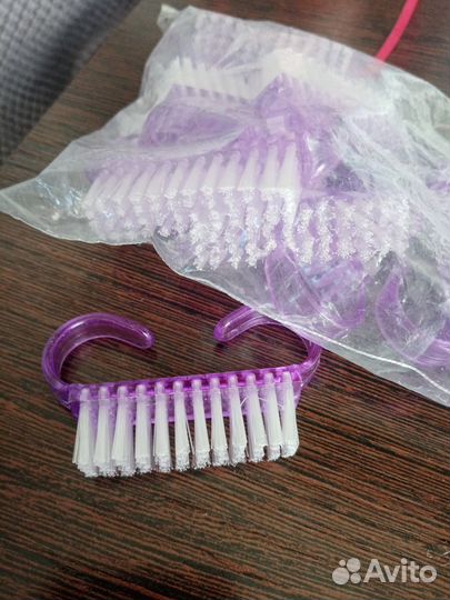 Продам щёточки для маникюра