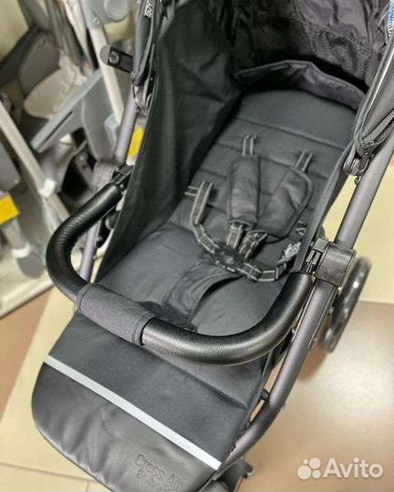 Прогулочная коляска bubago cross air