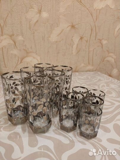 Набор стаканов и стопок