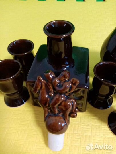 Штоф, ваза, 6 стопрчек. Фаянс