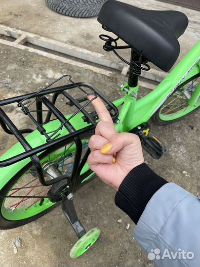 Велосипед детский четырехколесный
