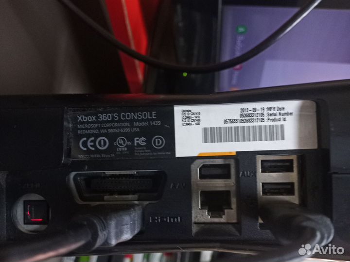 Xbox 360S 250gb, телевизор sony, диски и геймпады