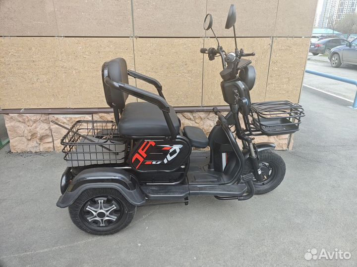 Велосипед скутер с педалями электро 500W