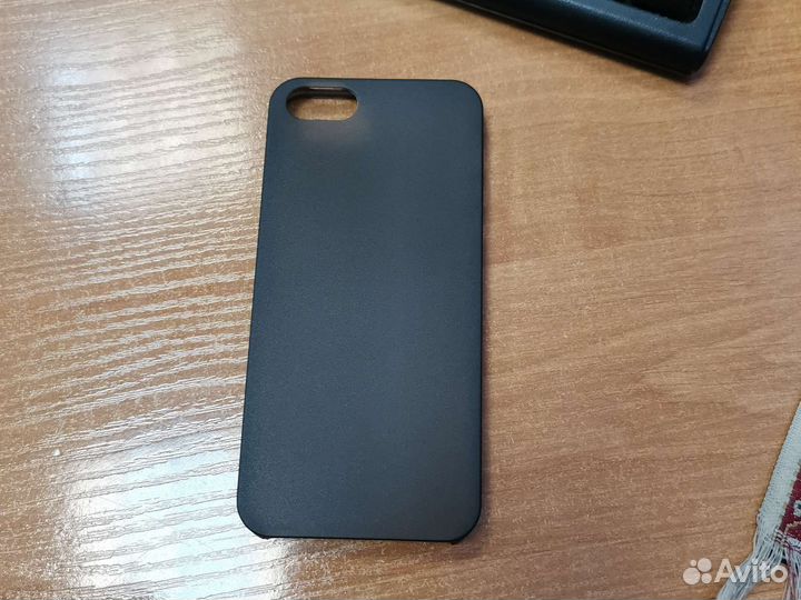 Чехол на iPhone 4