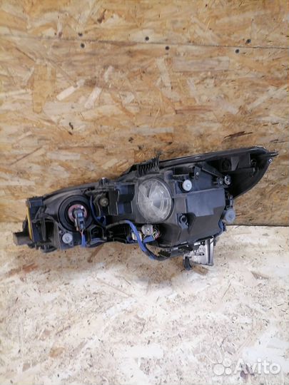 Фара ксенон правая Lexus GS 3 GRS191