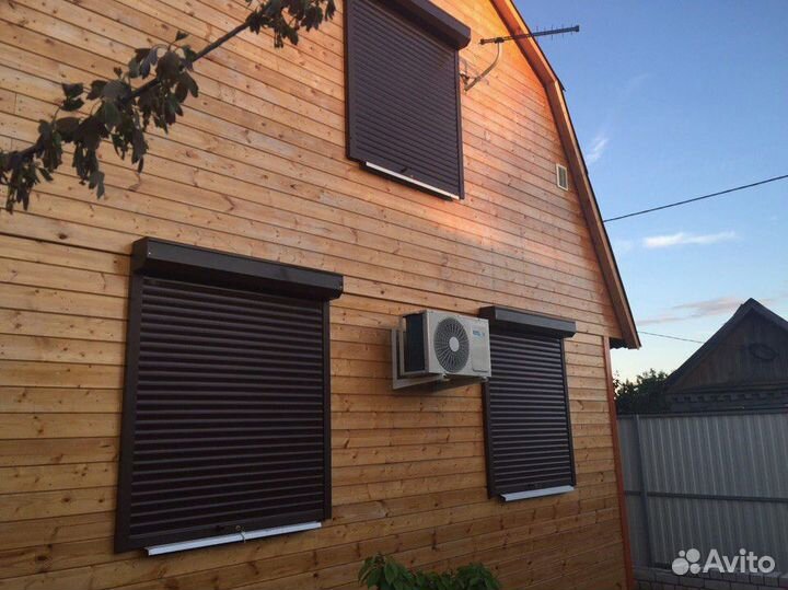 Рольставни в коттедж