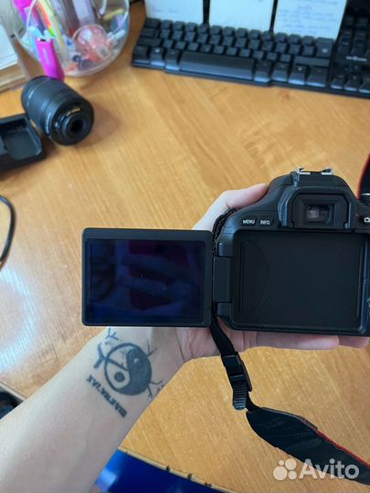 Продам фотоаппарат canon eos 600d kit