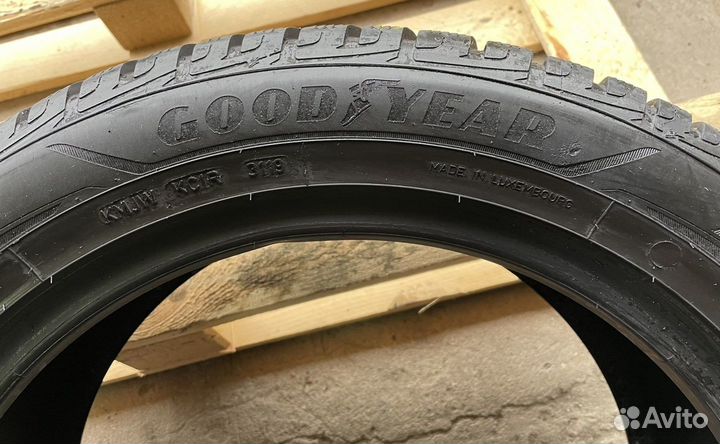 Goodyear UltraGrip Performance+ 245/50 R18