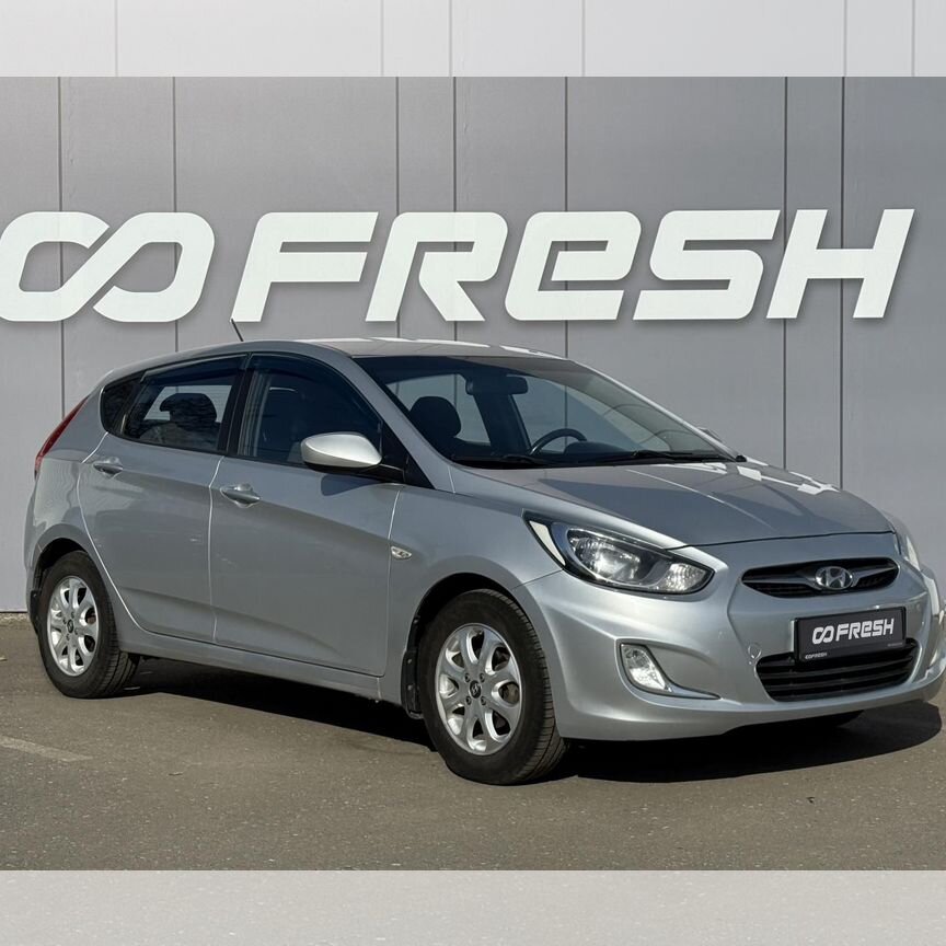 Купить Hyundai Solaris 🚘 от 540 000 ₽ в Республике