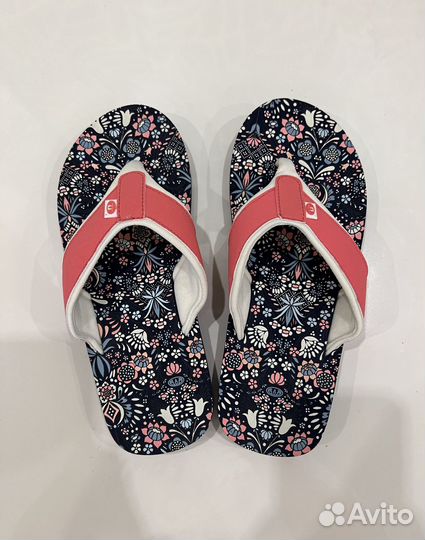 Пляжные тапки (сланцы)