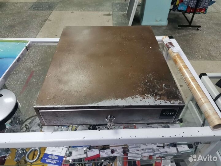 Кассовый ящик для денег