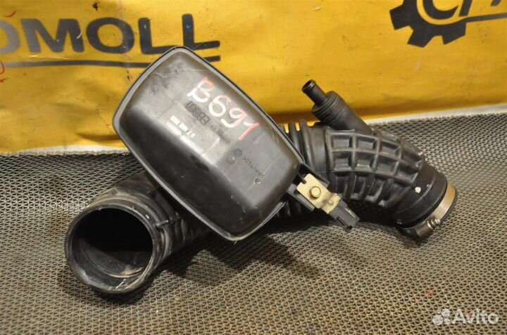 Патрубок воздушного фильтра nissan Navara D40