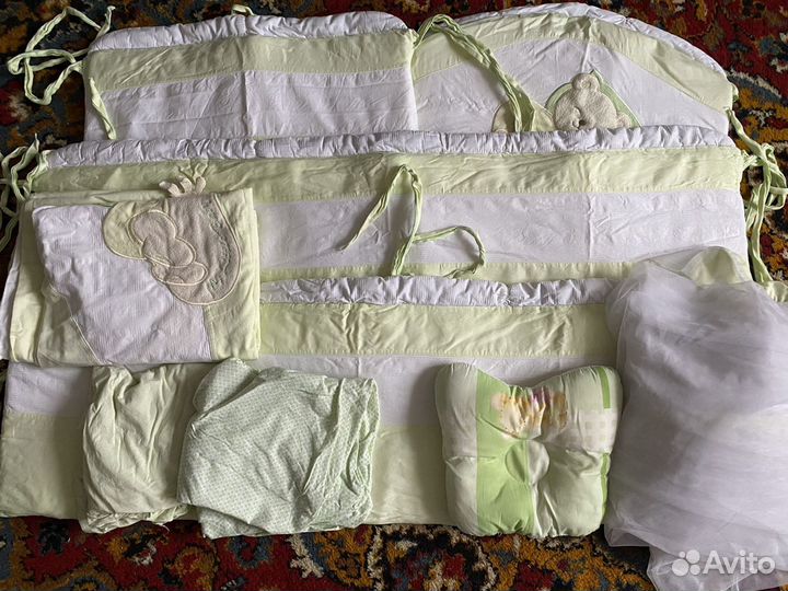 2 комплекта в детскую кроватку