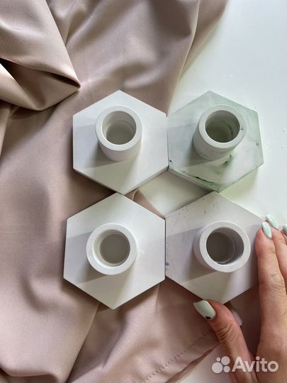 Подставки из гипса