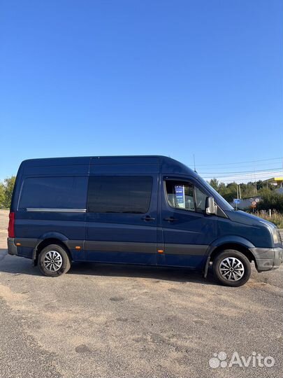 Volkswagen Crafter, 2011