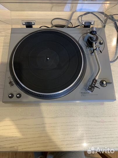 Проигрыватель винила Technics SL 1500