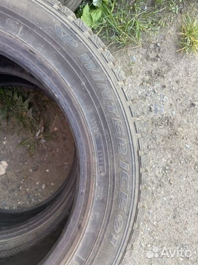 Dunlop SP Winter Ice 01 235/55 R17