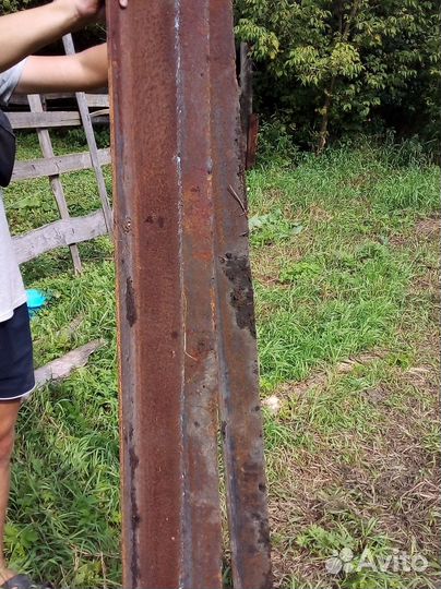 Уголок металлический