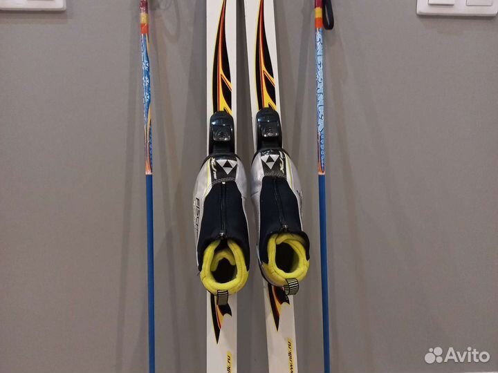 Беговые лыжи детские и палочки