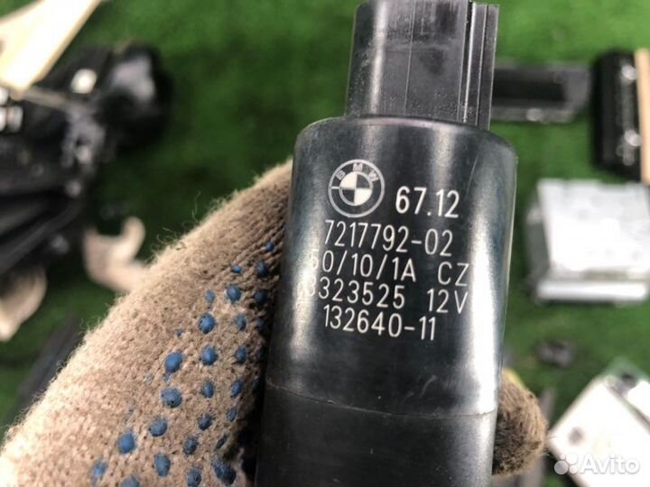 Насос омывателя фар Bmw 5 F10 N52B25 2011