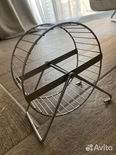 Колесо и прогулочный шар