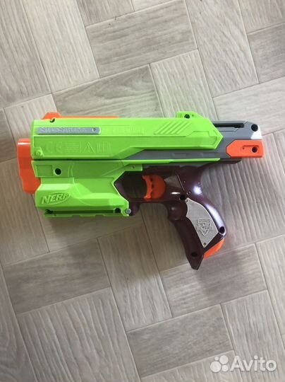 Nerf пистолет