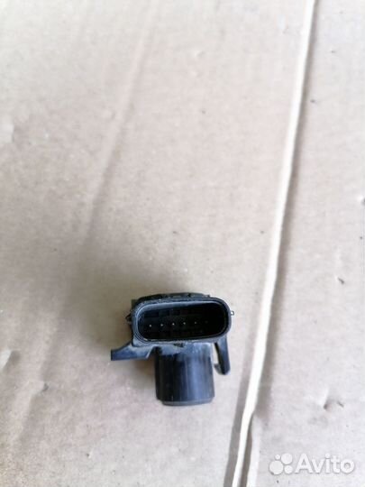 Датчик парковки Toyota Land Cruiser