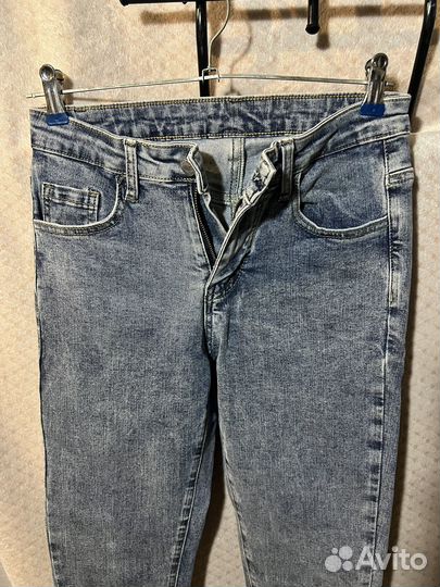Джинсковые брюки зауженные и клешь