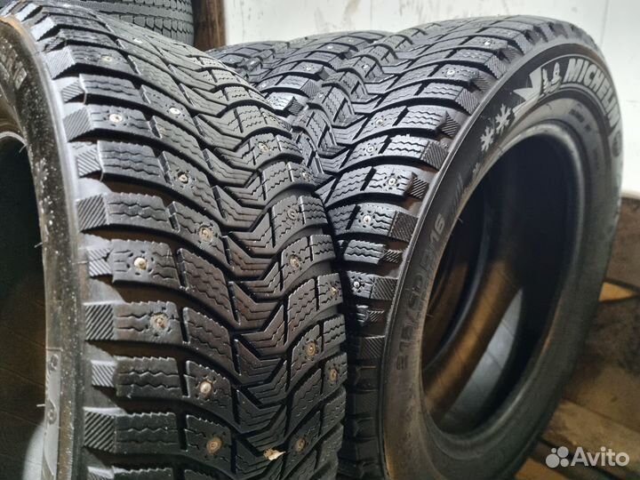 Michelin Latitude X-Ice North 3 215/60 R16 99T