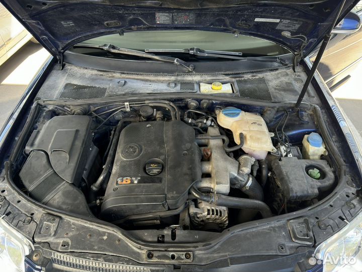 Volkswagen Passat 1.8 AT, 2004, 241 000 км