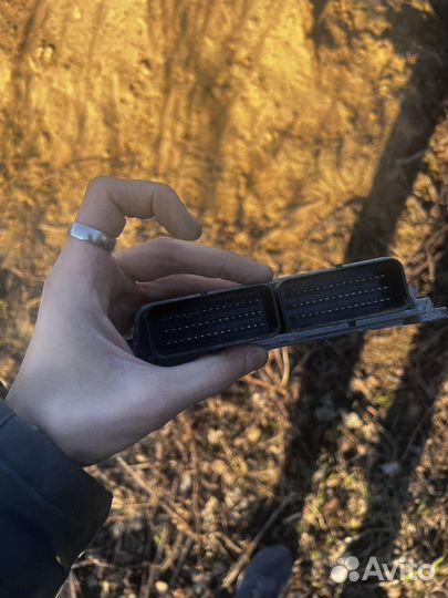 Эбу renault logan 1.6