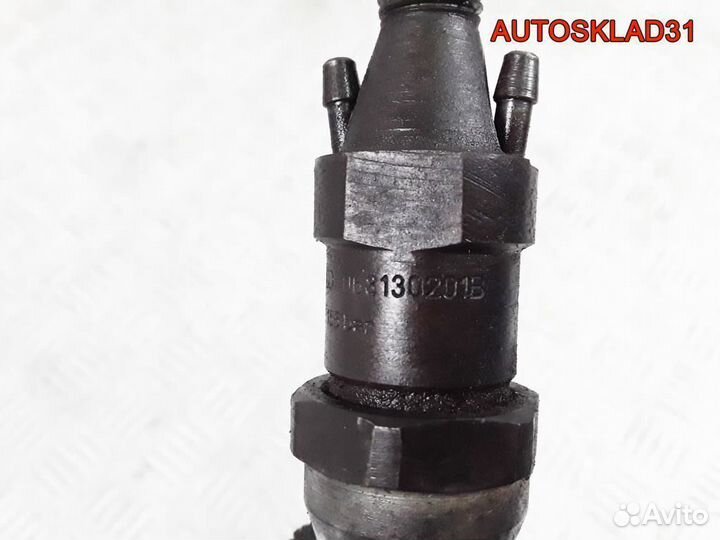 Форсунка дизельная Volvo 940 2,4 TD 068130201B