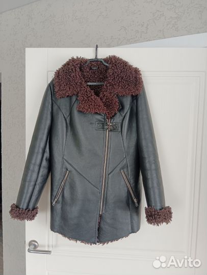 Дубленка натуральная женская короткая