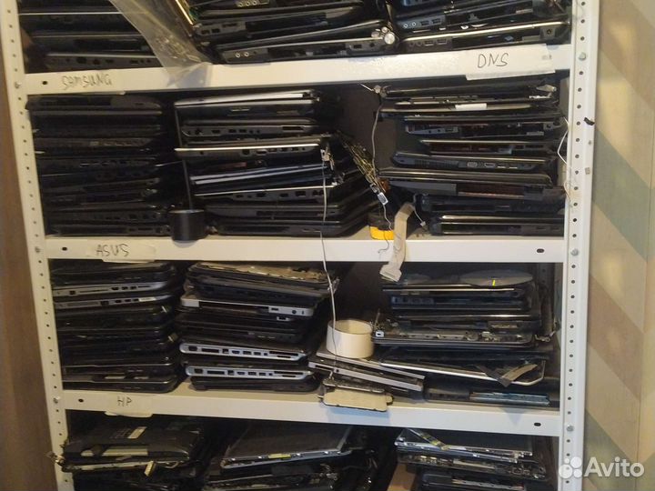 Ноутбук на запчасти