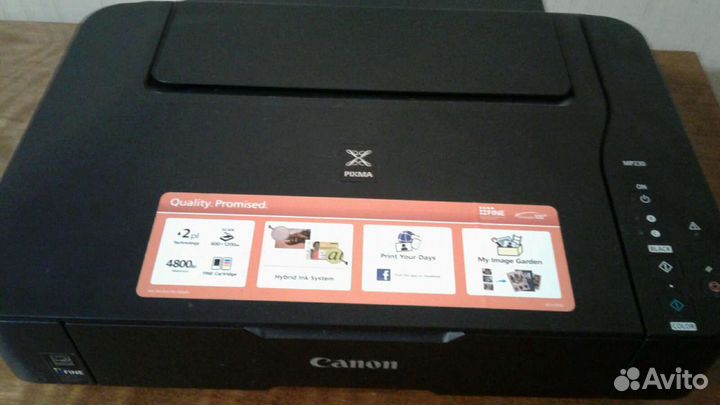 Компьютер и принтер Canon