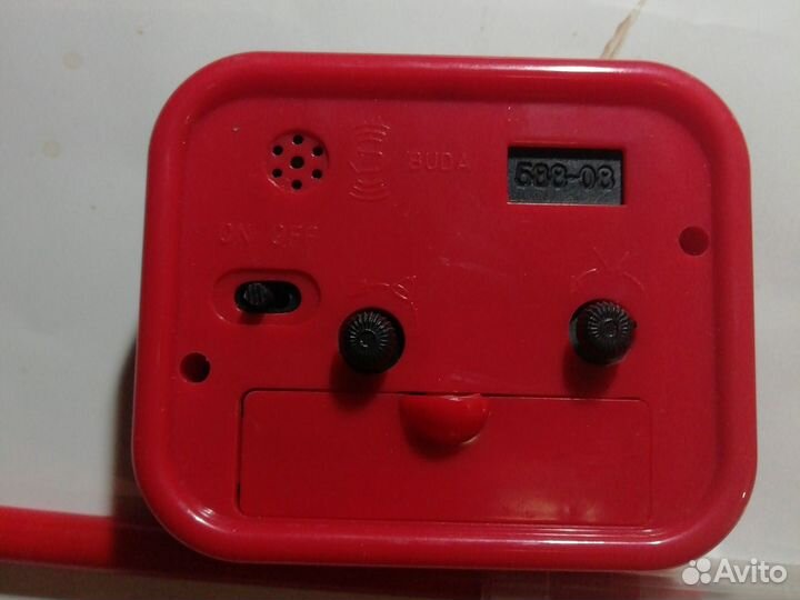 Часы будильник