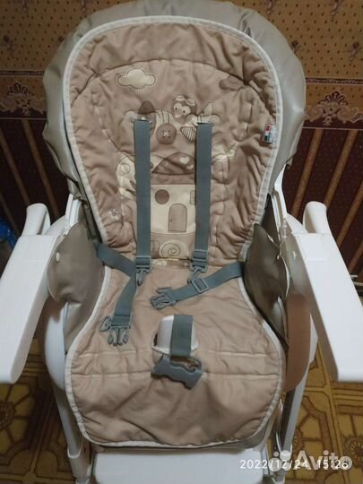 Столик для кормления ребёнка