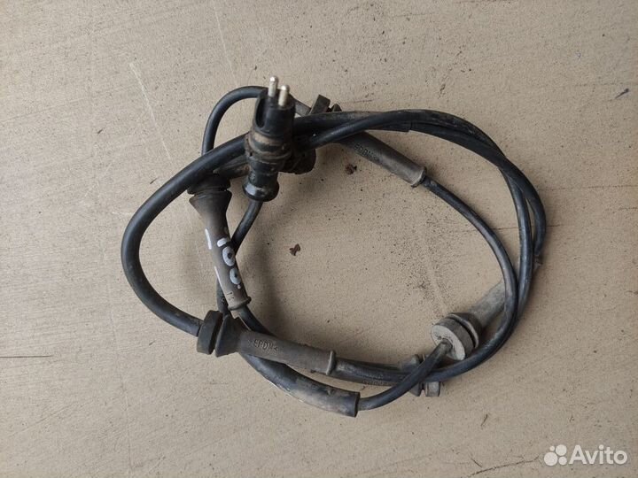 Датчик ABS Renault Laguna I