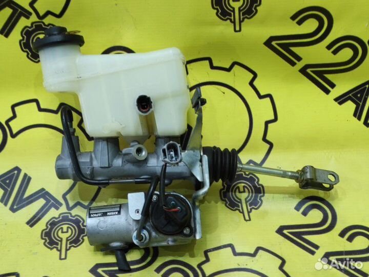 Главный тормозной цилиндр Lexus Gs430 UZS190