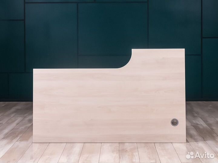 Офисный стол для персонала