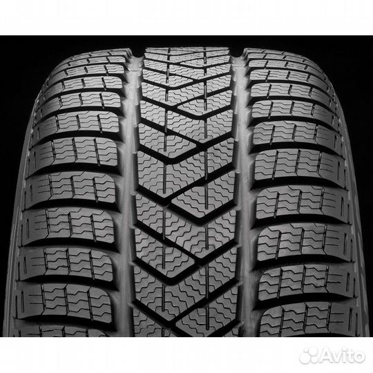Pirelli Winter Sottozero 3 255/35 R19 96H